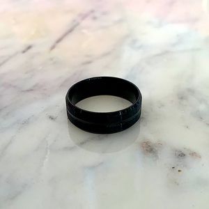 3/$25 ⭐️ Men’s Ring Black Band Size 13